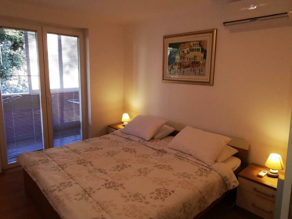 Comfortable 3* Apartment Lapad Center Dubrovnik Exterior photo